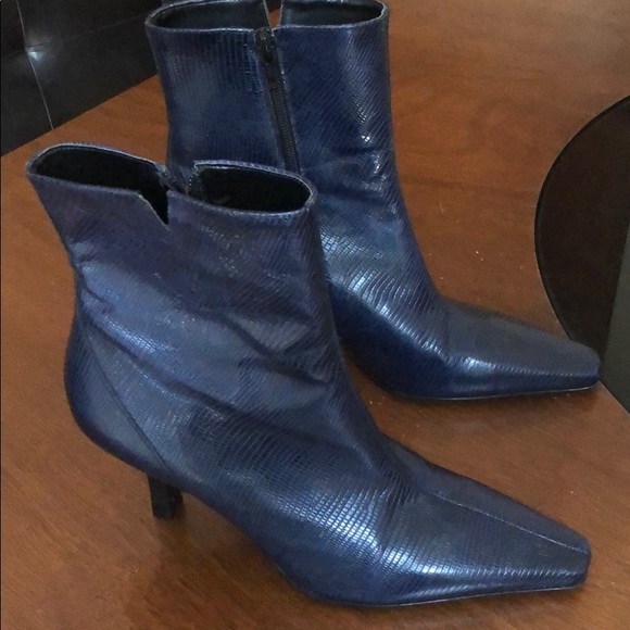 navy blue leather ankle boots